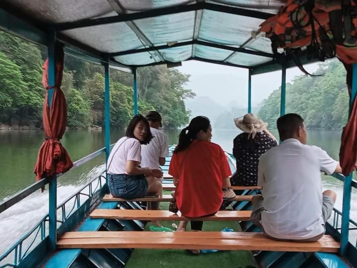 Tran Xuan Homestay Ba Be Village ภายนอก รูปภาพ