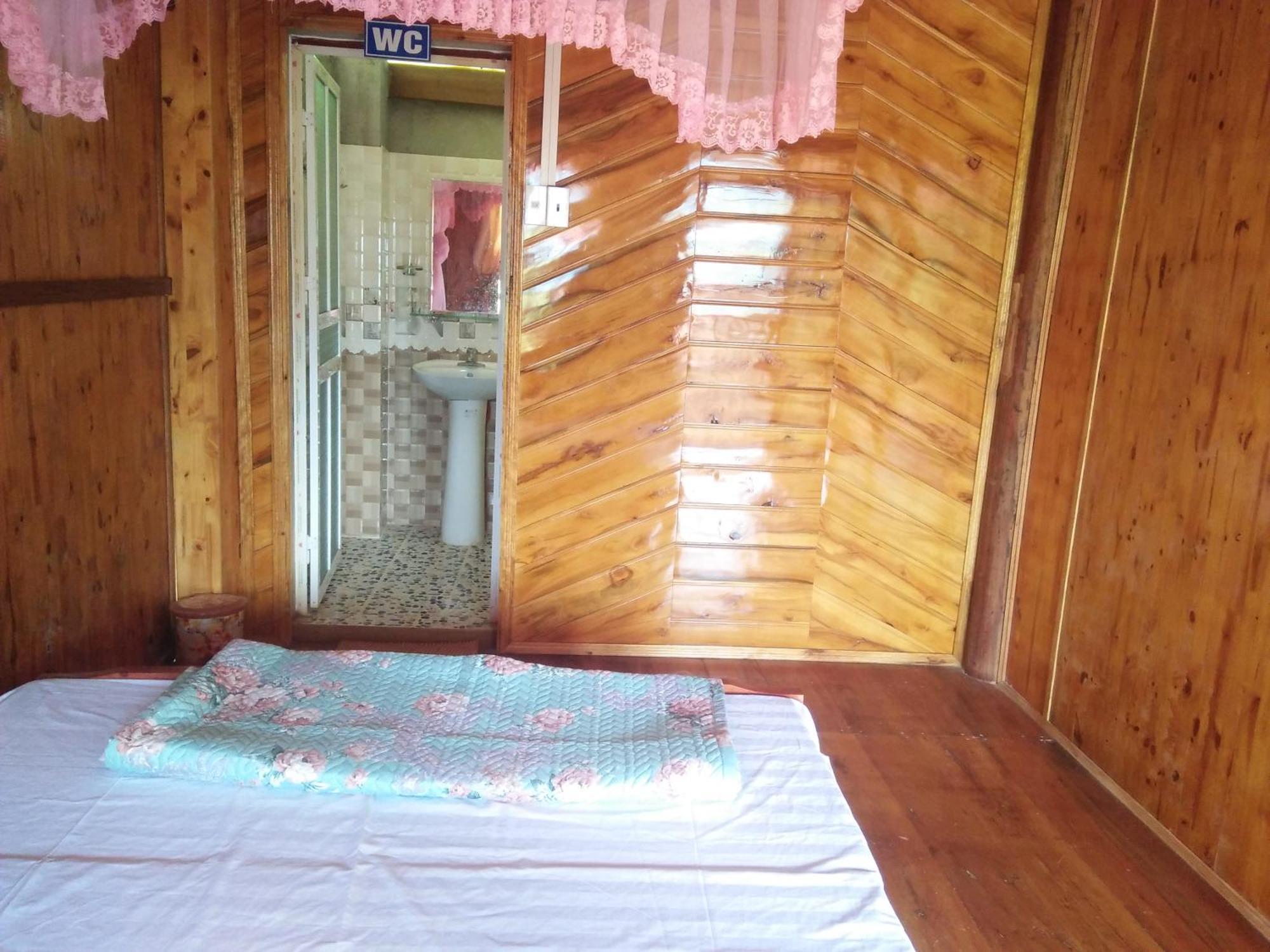 Tran Xuan Homestay Ba Be Village ห้อง รูปภาพ