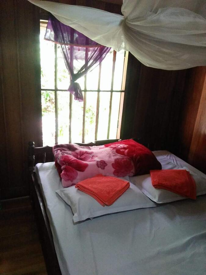 Tran Xuan Homestay Ba Be Village ภายนอก รูปภาพ